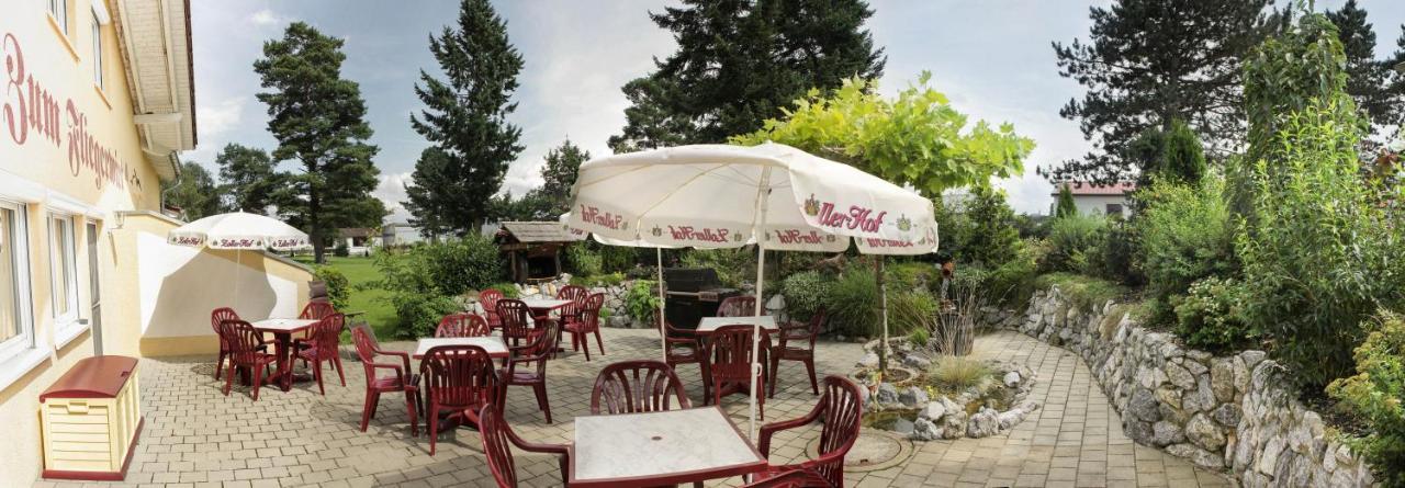 Hotel Zum Fliegerwirt Mengen Kültér fotó